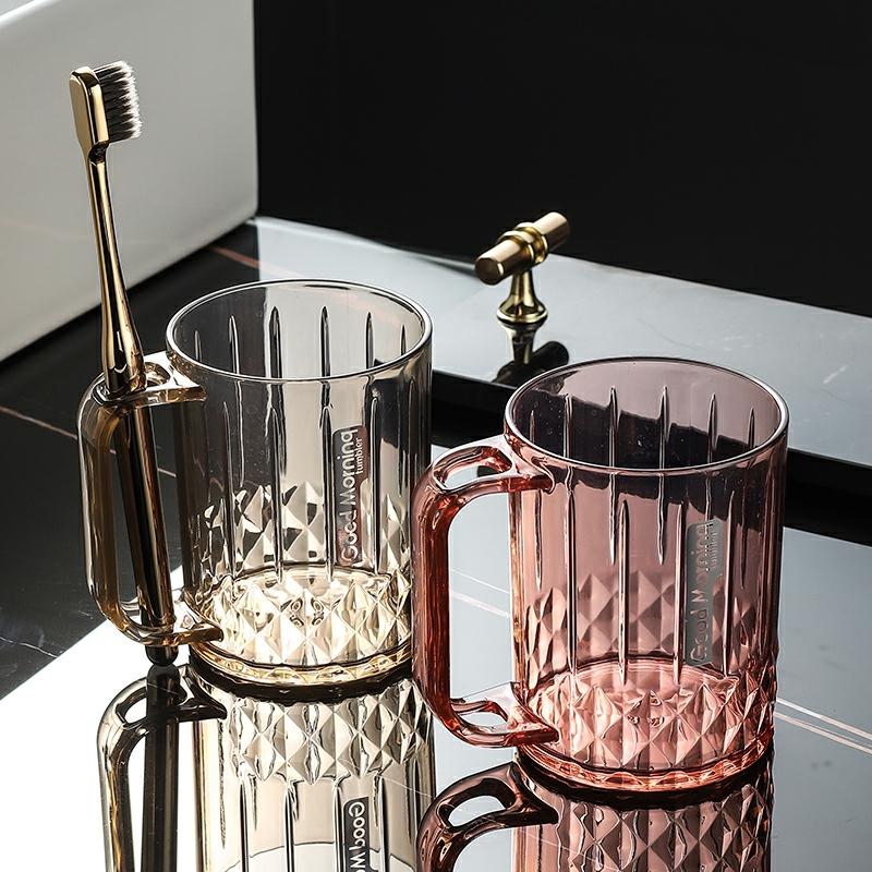 Cupa De Spălat. | Cupa De Periaj Pentru Cupluri Din Stilul Nordic, Cu Un Design Elegant, Cupă De Spălat Pentru Uz Casnic, Cupă De Clătire Transparentă Cu Un Aspect Atrăgător, Cană De Baie Simplă. Cupa De Spălat. Cupa De Spălat.